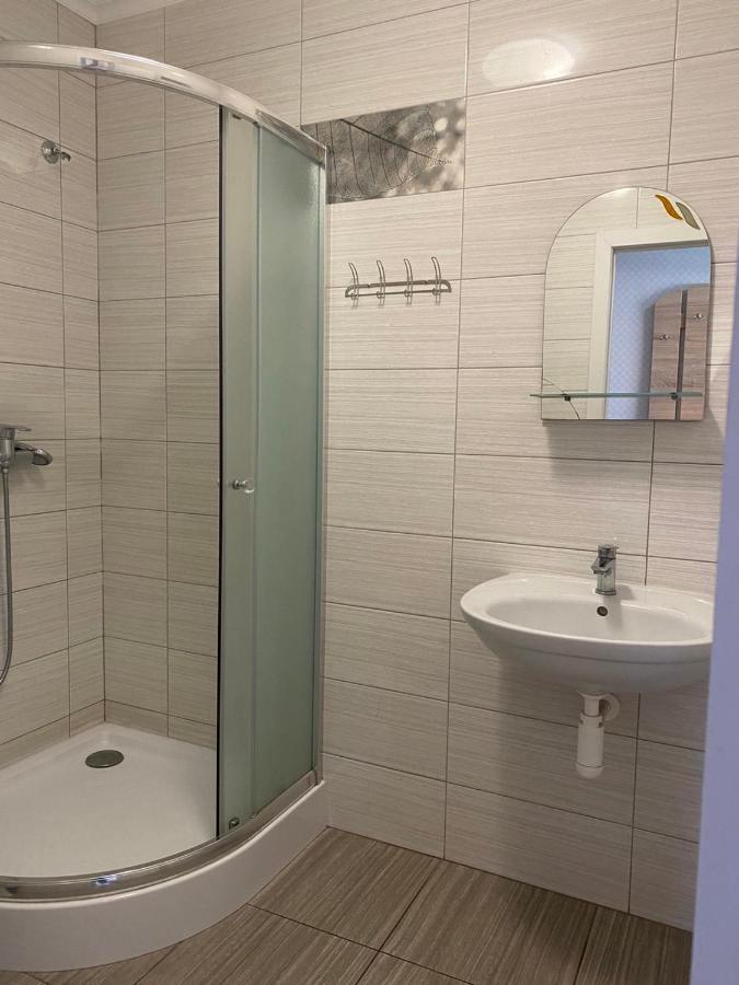 Vip Hostel Mukačevo Esterno foto