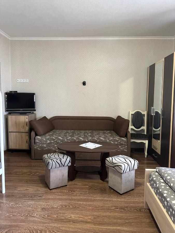 Vip Hostel Mukačevo Esterno foto