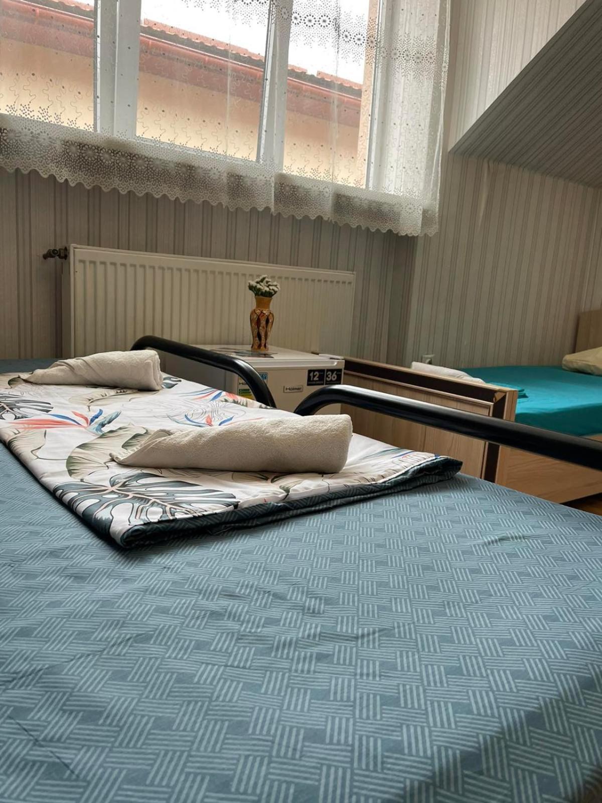 Vip Hostel Mukačevo Esterno foto