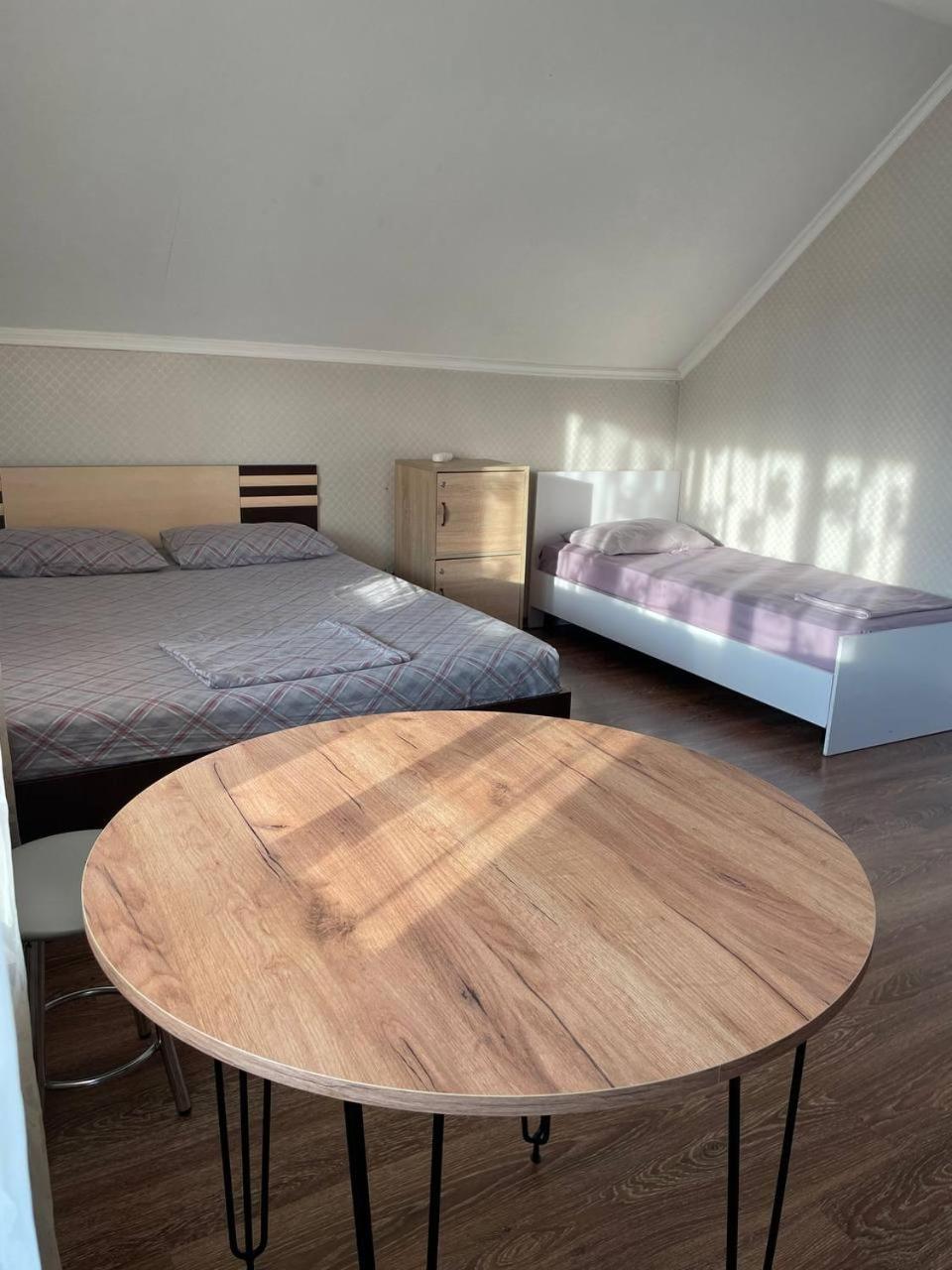 Vip Hostel Mukačevo Esterno foto