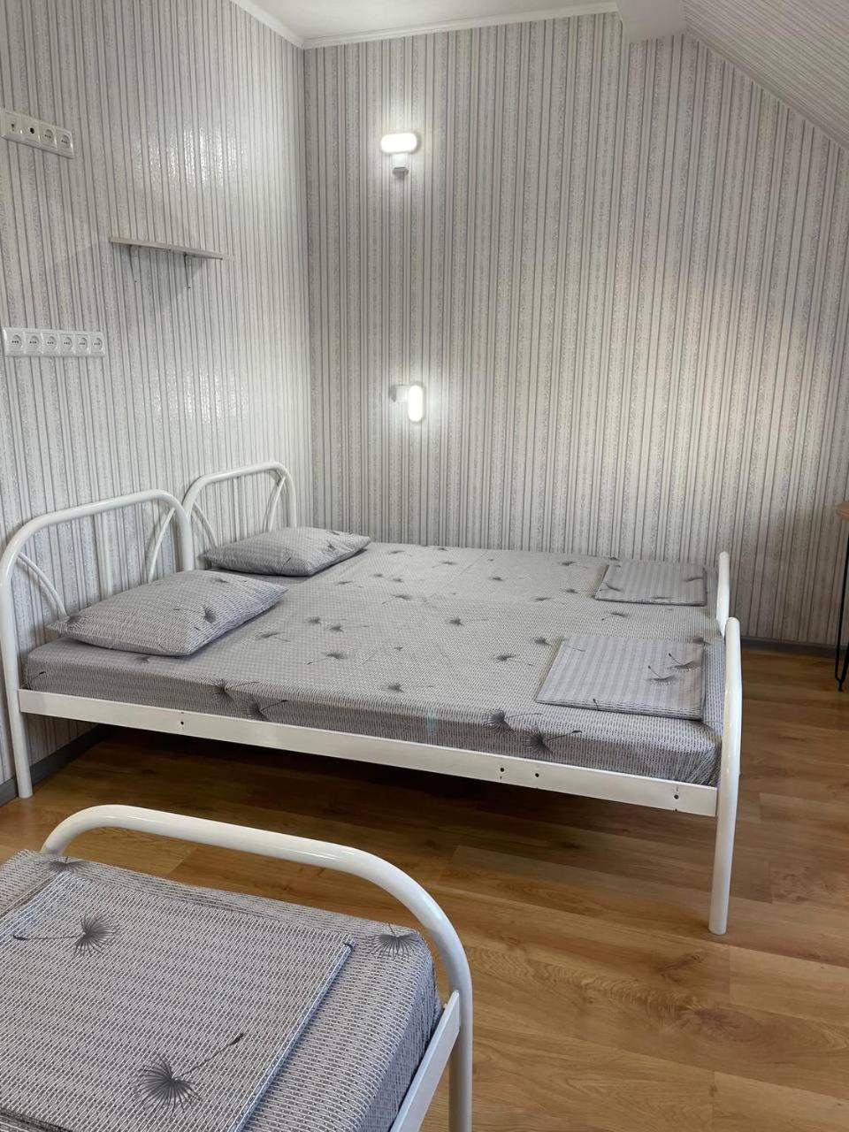 Vip Hostel Mukačevo Esterno foto